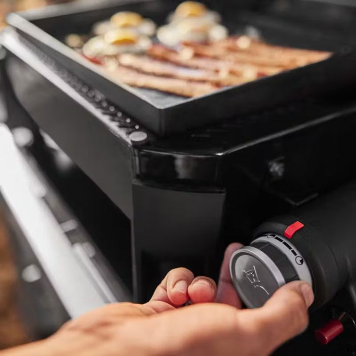 Weber® Slate™ 17” Tabletop Griddle 1 Burner | Liquid Propane