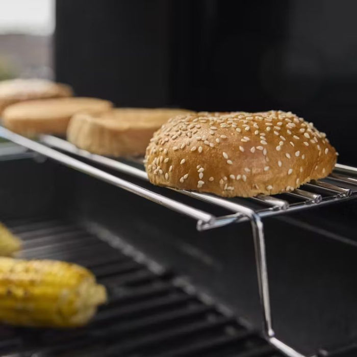 Weber Spirit® E-325 Gas Grill (Liquid Propane) 3 Burners