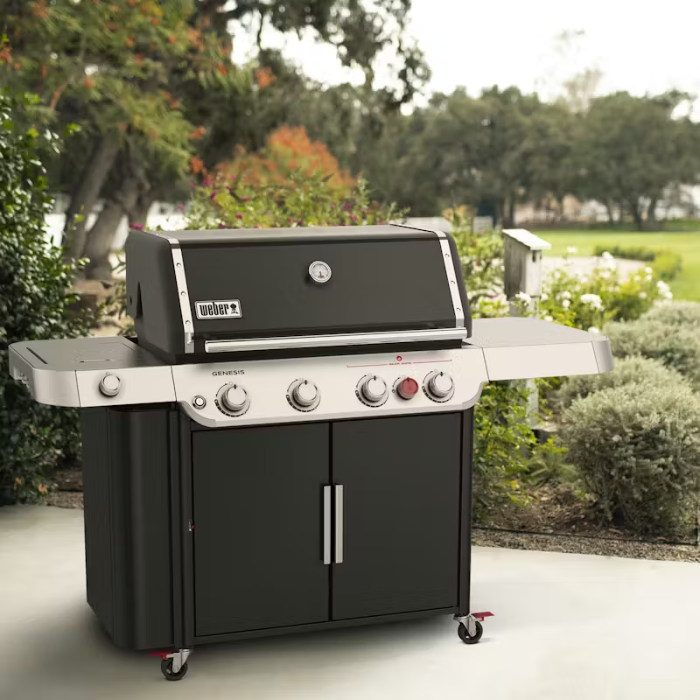 Weber GENESIS E-435 Gas Grill (Liquid Propane)