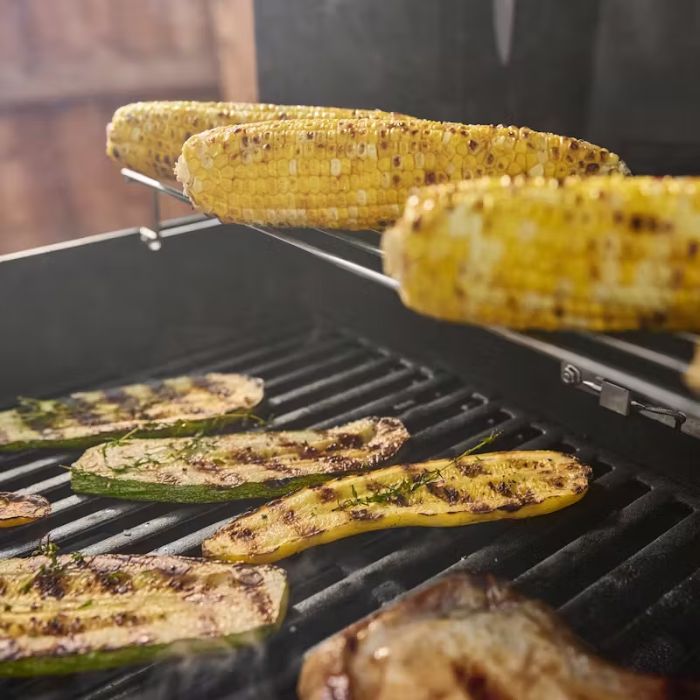 Spirit EP-425 Gas Grill Stealth Edition (Liquid Propane)