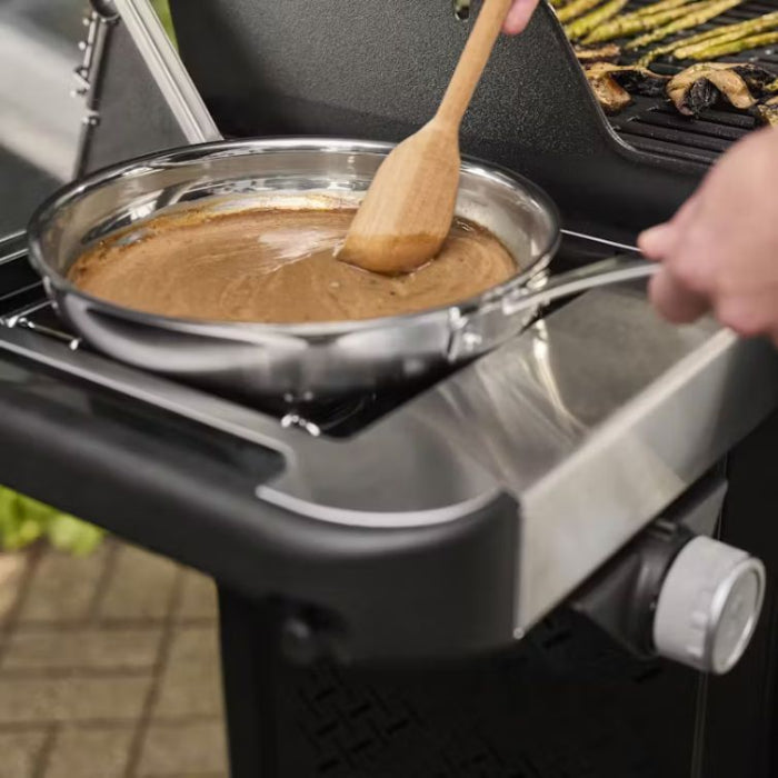 New 2025 Weber Natural Gas Grill  SP435